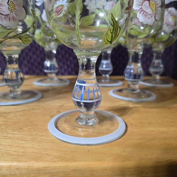 TRACY PORTER ( 9 ) HAND PAINTED Glass Wine Goblets Flowers Dragonfly - Picture 5 of 5